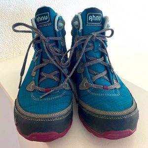 Ahnu Womens Sugarpine Hiking Boots